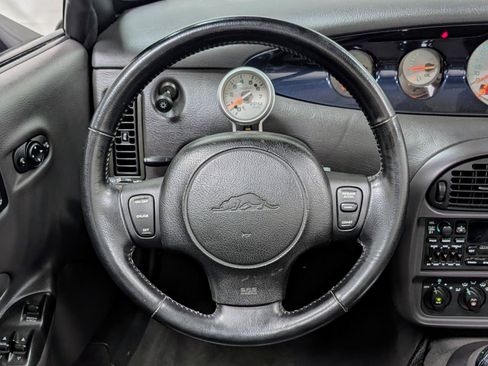 Used 2001 Chrysler Prowler RWD image 25