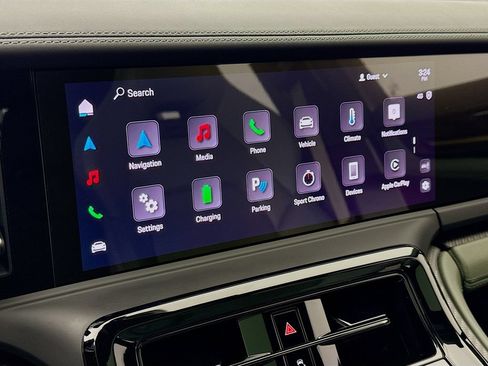Certified 2025 Porsche Panamera Turbo AWD/4WD image 18