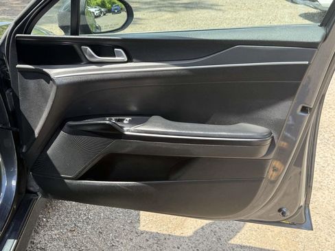 Used 2021 Kia K5 LXS FWD image 8