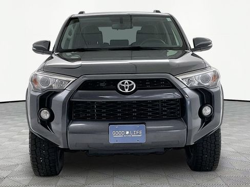 Used 2019 Toyota 4Runner SR5 Premium AWD/4WD image 2