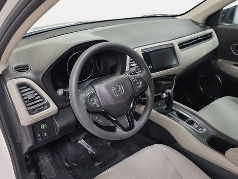 Used 2019 Honda HR-V EX image 16