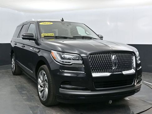 Used 2023 Lincoln Navigator Reserve AWD/4WD image 8