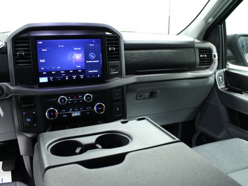 Used 2025 Ford F150 XLT w/ Equipment Group 301A Standard AWD/4WD image 19