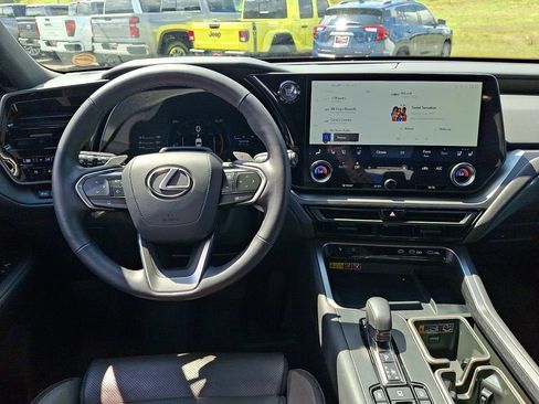 Used 2024 Lexus TX 350 AWD w/ Technology Package image 11