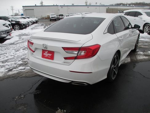 Used 2020 Honda Accord Sport image 4