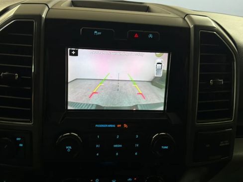 Used 2019 Ford F150 XLT w/ Equipment Group 302A Luxury RWD image 14