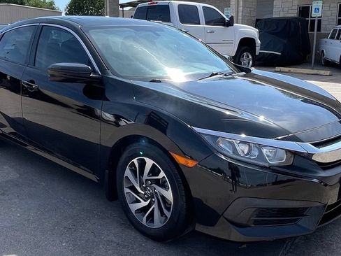 Used 2016 Honda Civic EX image 2