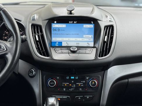Used 2019 Ford Escape SEL AWD/4WD image 20