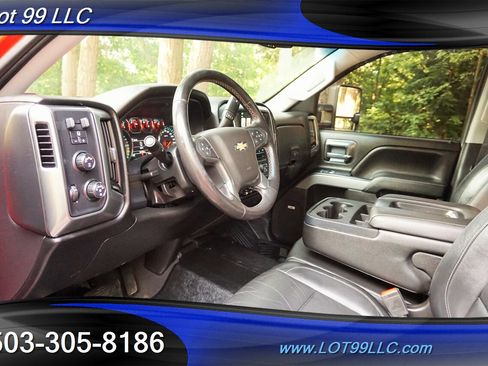 Used 2018 Chevrolet Silverado 1500 LT w/ All Star Edition image 12