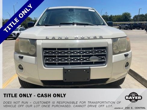 Used 2008 Land Rover LR2 HSE image 1