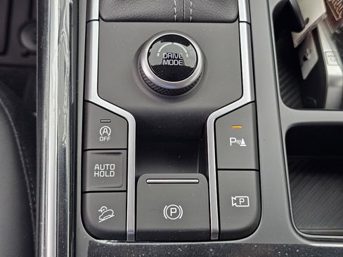 New 2026 Kia Sorento S FWD image 26
