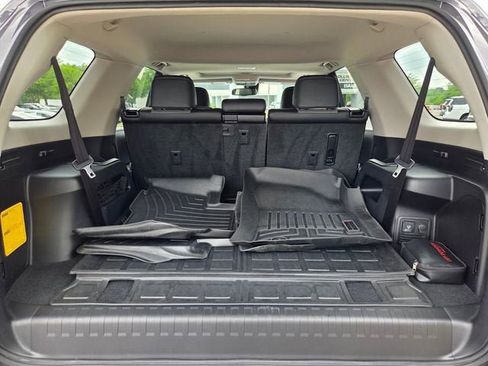 Used 2023 Toyota 4Runner SR5 Premium w/ Moonroof Package RWD image 17