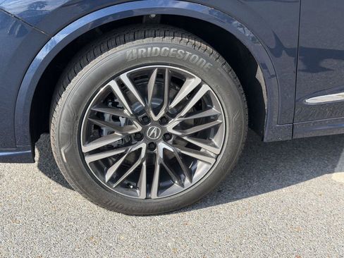 New 2026 Acura MDX SH-AWD w/Advance image 17