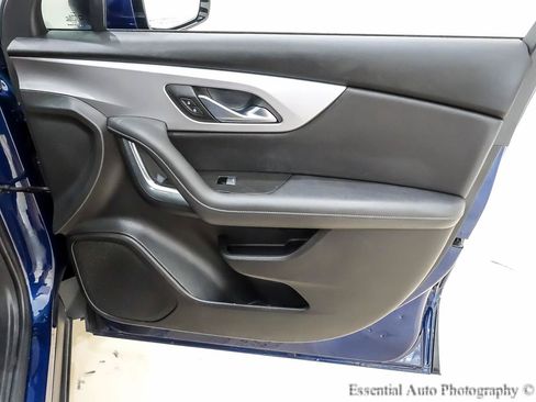 Used 2022 Chevrolet Blazer LT FWD image 30