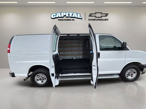 Used 2024 GMC Savana 2500 w/ Driver Convenience Package image 35