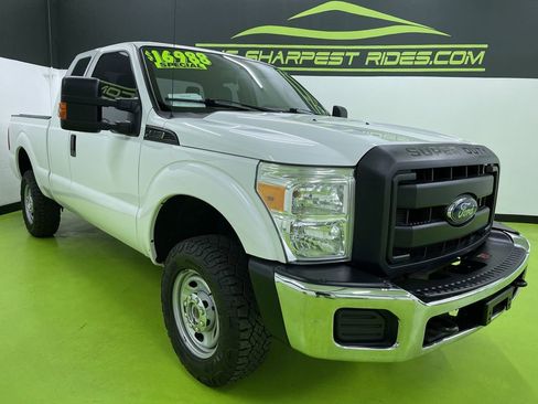 Used 2016 Ford F250 XL w/ Power Equipment Group image 2