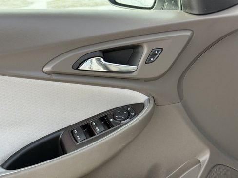 Used 2023 Chevrolet Malibu LT image 17