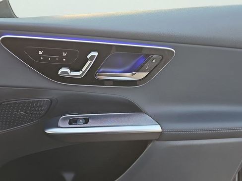 Used 2026 Mercedes-Benz GLC 300 4MATIC image 22