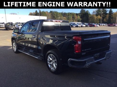 Used 2020 Chevrolet Silverado 1500 LTZ w/ LTZ Premium Package image 5