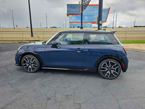 New 2026 MINI Cooper S image 6