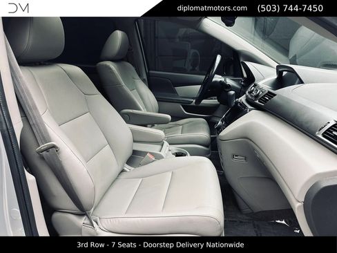 Used 2015 Honda Odyssey Touring image 20