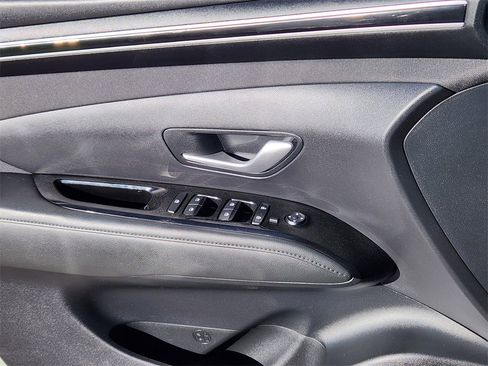 Used 2024 Hyundai Santa Cruz Limited image 6