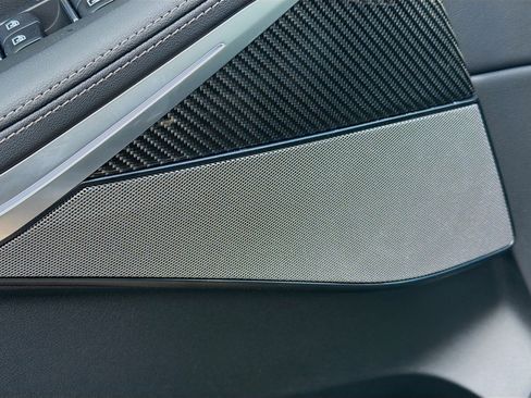 New 2026 BMW X5 M60i image 23