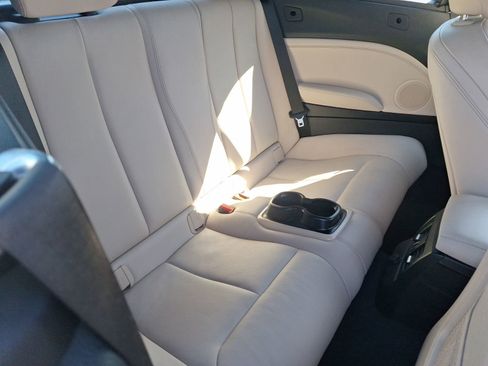 Used 2020 BMW 230i Convertible w/ Premium Package image 31