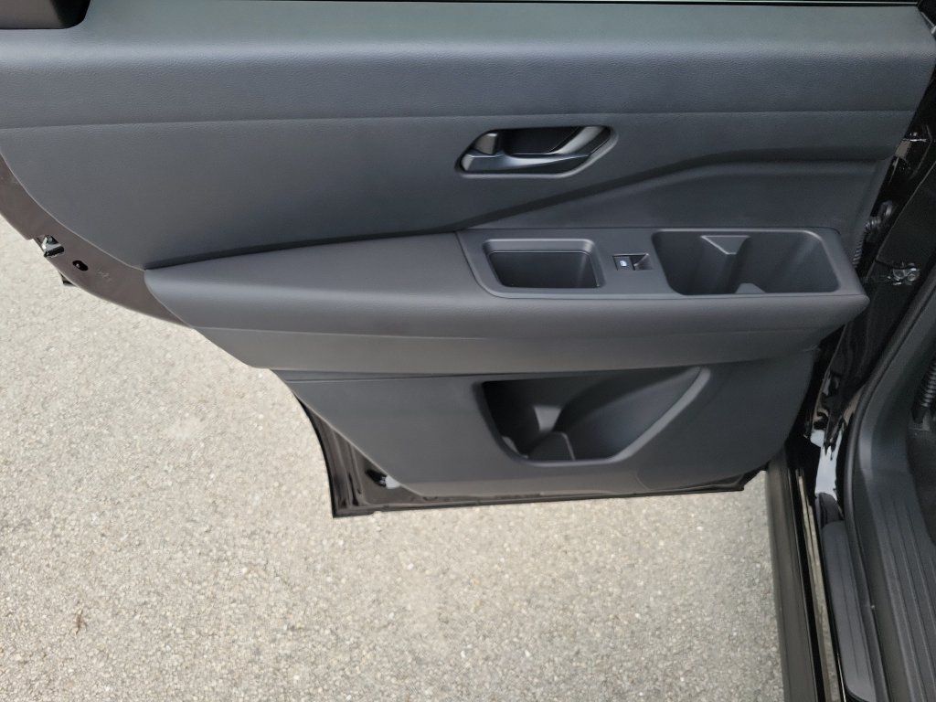 New 2026 Nissan Pathfinder SV FWD image 18