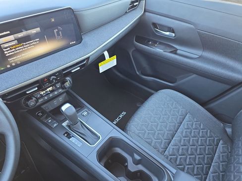 New 2026 Nissan Kicks SV w/ Charging Package image 24