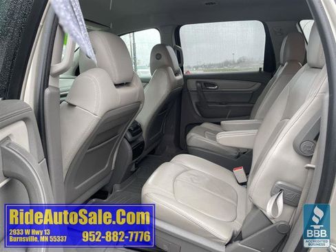 Used 2016 Chevrolet Traverse LT image 12
