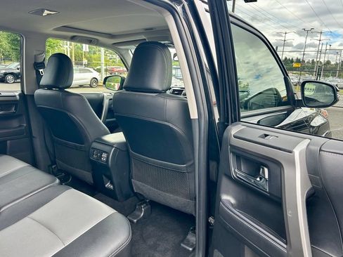 Certified 2024 Toyota 4Runner SR5 Premium w/ Moonroof Package AWD/4WD image 13