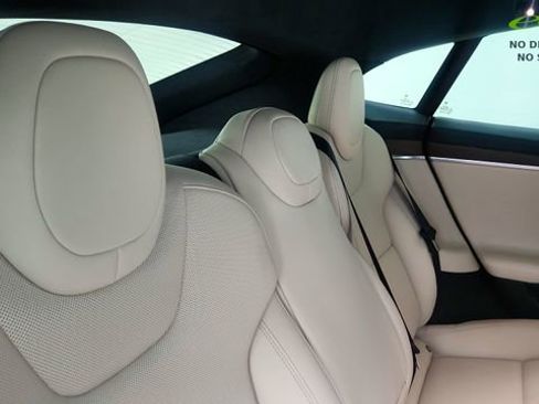 Used 2022 Tesla Model S AWD/4WD image 25