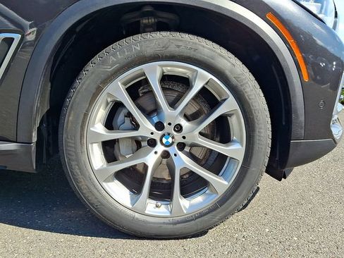 Used 2023 BMW X5 xDrive50e AWD/4WD image 8