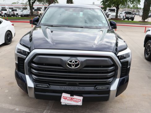 Used 2024 Toyota Tundra Limited image 3