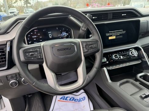 Used 2024 GMC Sierra 3500 Denali w/ Denali Reserve Package image 24