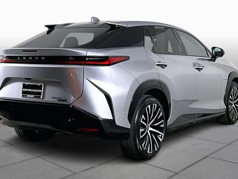 Used 2023 Lexus RZ 450e Premium image 12