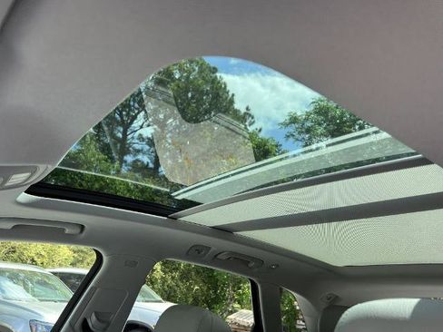 Used 2019 Audi Q5 Prestige w/ Prestige Package AWD/4WD image 19