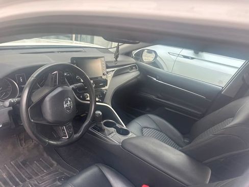 Used 2023 Toyota Camry SE w/ Cold Weather Package FWD image 12