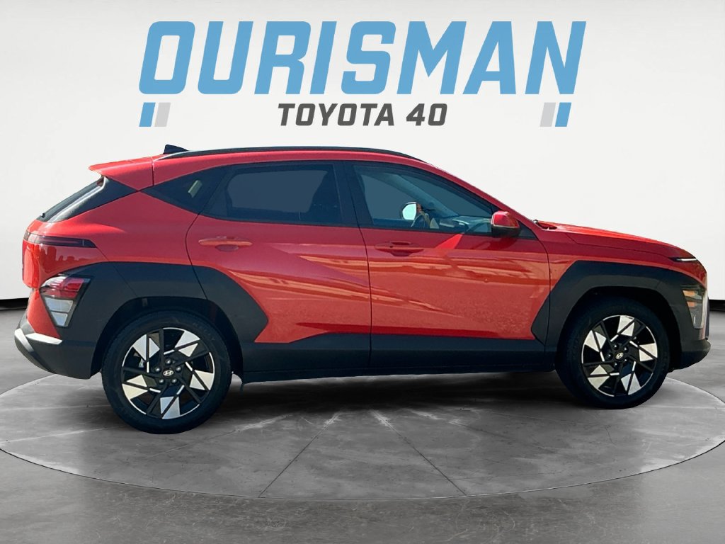 Used 2024 Hyundai Kona SEL FWD image 8