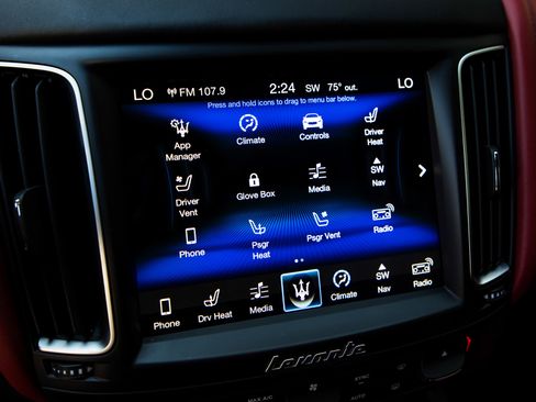 Used 2018 Maserati Levante GranSport image 24