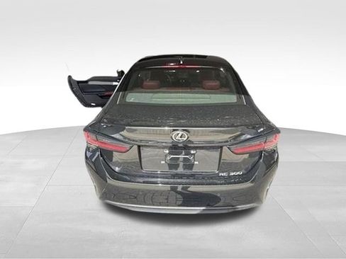 Used 2023 Lexus RC 300 RWD image 4