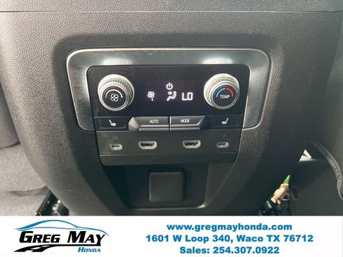Used 2023 GMC Yukon XL Denali Ultimate AWD/4WD image 20