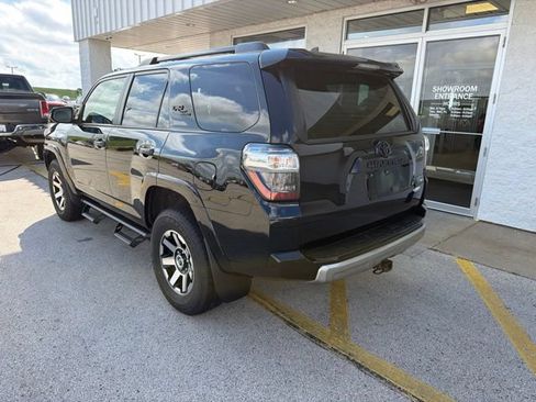 Used 2024 Toyota 4Runner TRD Off-Road Premium w/ Off Road Premium Plus Package AWD/4WD image 5
