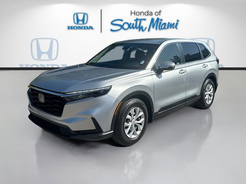 Used 2025 Honda CR-V LX image 3
