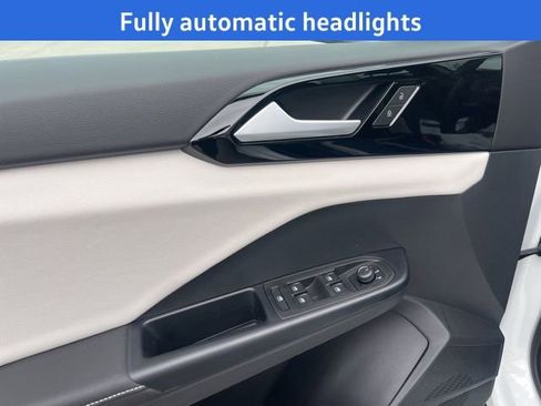 New 2026 Volkswagen Taos S image 8