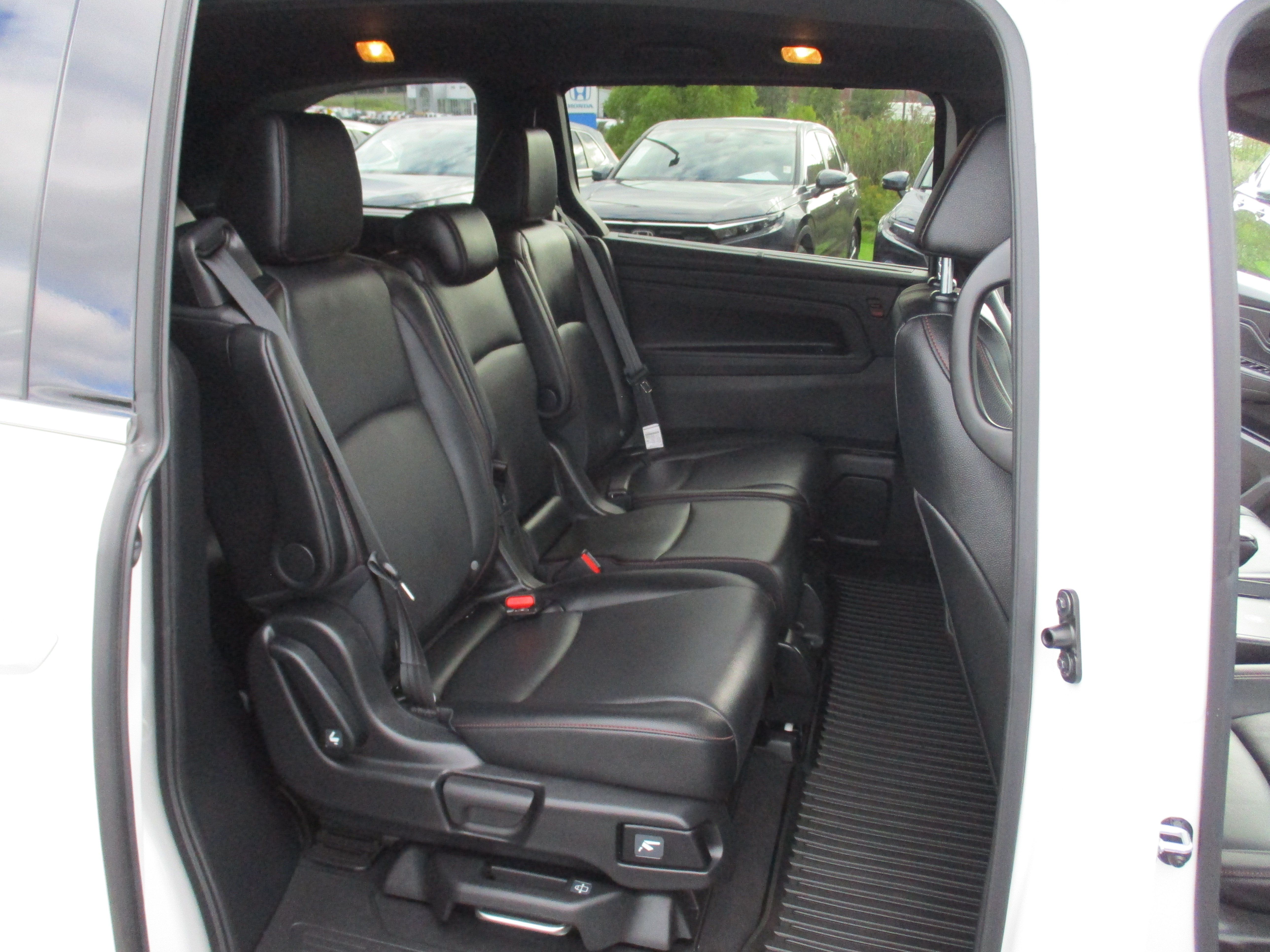 Certified 2025 Honda Odyssey Sport-L image 17