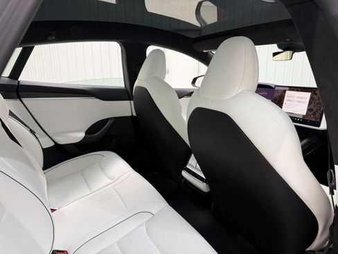 Used 2023 Tesla Model S Plaid AWD/4WD image 17