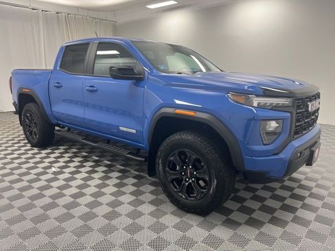 Used 2025 GMC Canyon Elevation w/ Convenience Package image 1