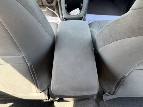 Used 2011 Toyota Prius Two FWD image 17